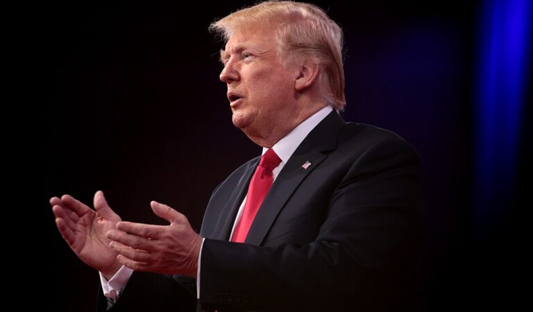 Trump Just Made One Bold Move That Scared the Hell Out of the Deep State