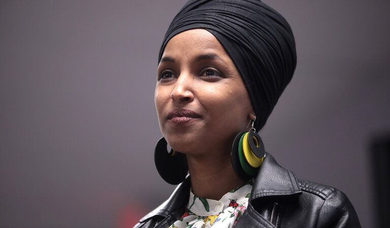 JD Vance Triggered One Nuclear Option That Is Checkmate for Ilhan Omar